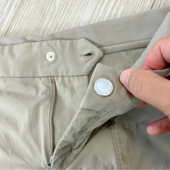 Athleta Utility Cargo Hidden Pockets Drawstring Jogger Pants Gray Size 16 - Picture 4 of 13